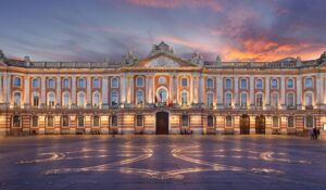 Image du capitole de toulouse, de nuit